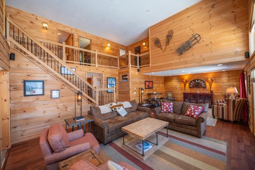 6 Brumms Way, West Dover, VT, 05356-8868 | Card Image