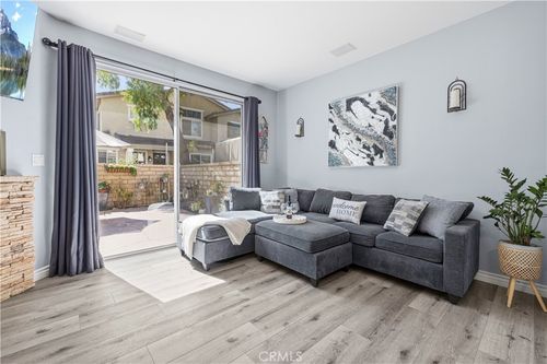 26503 Morro Bay Dr, Valencia, CA, 91354-2510 | Card Image