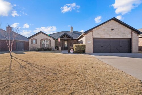 813 Avenue T, Shallowater, TX, 79363-1210 | Card Image