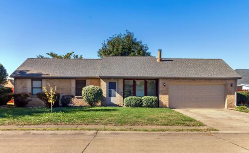 6077 River Bluff Dr, Newburgh, IN, 47630-8818 | Card Image