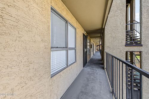 224-461 W Holmes Ave, Mesa, AZ, 85210-5157 | Card Image