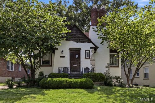 2135 Sutton Avenue, Richmond Heights, MO, 63117 | Card Image