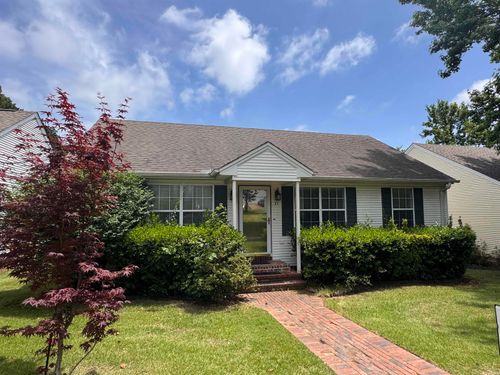 31 River Oaks Trce, Searcy, AR, 72143-4504 | Card Image