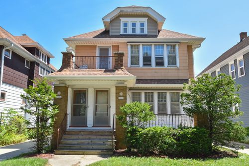 2002 W Milwaukee Rd, Milwaukee, WI, 53208 | Card Image