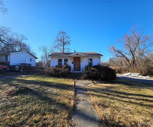 10149 Count Dr, Saint Louis, MO, 63136-5513 | Card Image