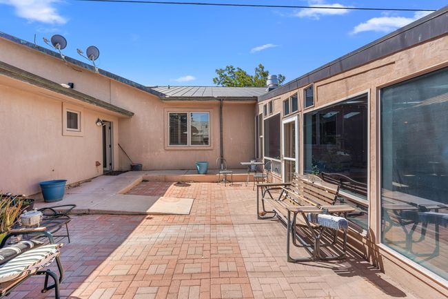 Front Court Yard | Image 35