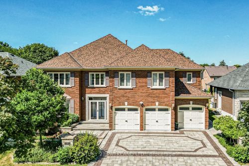 112 Strathearn Ave, Richmond Hill, ON, L4B2L2 | Card Image