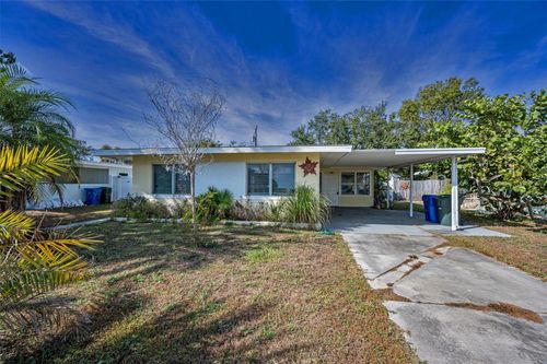 2476 Coronado Way, DUNEDIN, FL, 34698-2033 | Card Image