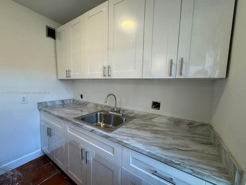 apt-1-1431 Sw 37th Ave, Miami, FL, 33145-1080 | Card Image