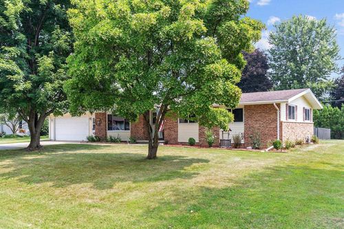 N472 Cape Cod Avenue, GREENVILLE, WI, 54914 | Card Image