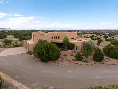 21 Canada Vista Dr, Sandia Park, NM, 87047-9658 | Card Image