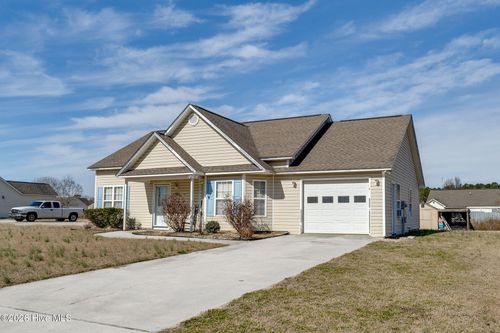 129 Phillip Mills Dr, Teachey, NC, 28464-9341 | Card Image