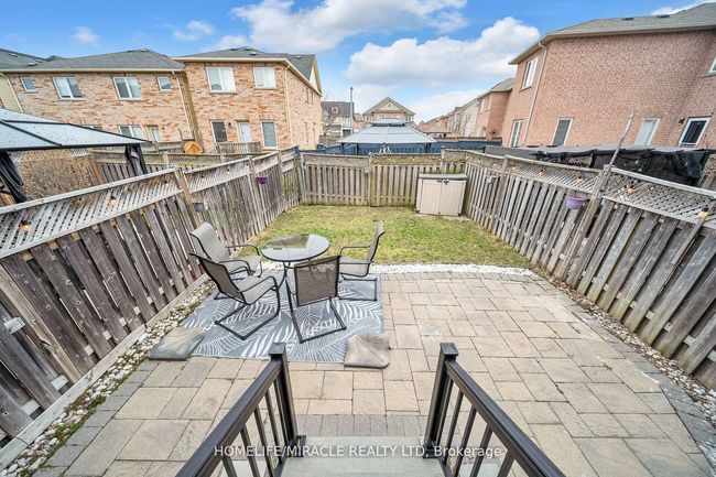 93 Crystal Glen Cres, House attached with 4 bedrooms, 4 bathrooms and 2 parking in Brampton ON | Image 43