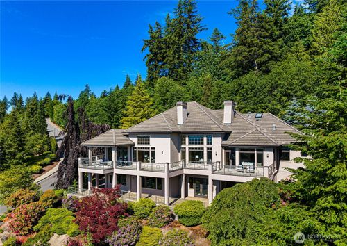 6560 169th Pl Se, Bellevue, WA, 98006-6010 | Card Image
