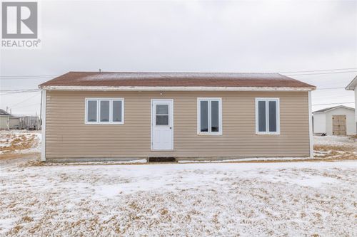 52 Park Dr, Trepassey, NL, A0A | Card Image