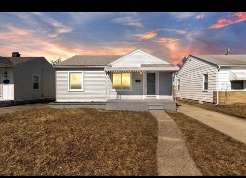 28832 Block St, Garden City, MI, 48135-2466 | Card Image