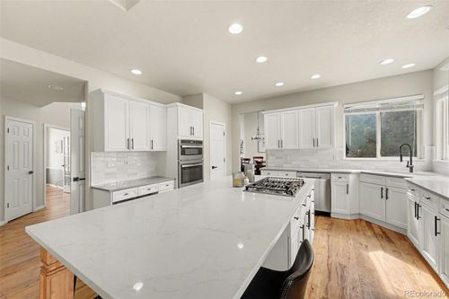 10635 Clarke Farms Dr, Parker, CO, 80134-9147 | Card Image