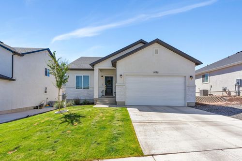 1635 W Onyx Dr, Santaquin, UT, 84655-4628 | Card Image