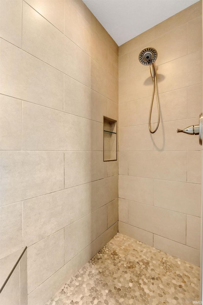246 Wave Rock Run W, House other with 4 bedrooms, 5 bathrooms and null parking in Fort Wayne IN | Image 20