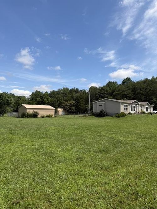 4055 S Bunker Hill Road, Cookeville, TN, 38506 | Card Image