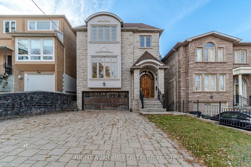 12 Walder Ave, Toronto, ON, M4P2R5 | Card Image