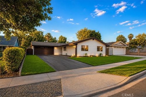 3441 Crownsworth St, Corona, CA, 92879-5319 | Card Image