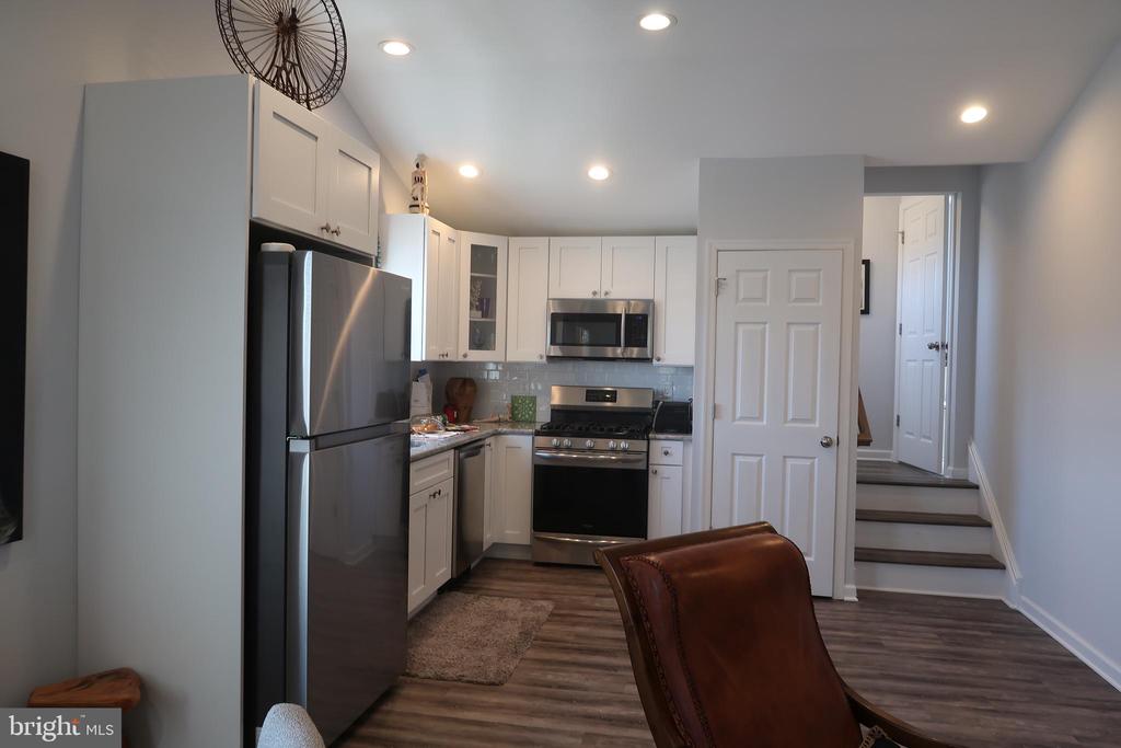 Residential Lease in VENTNOR CITY 3