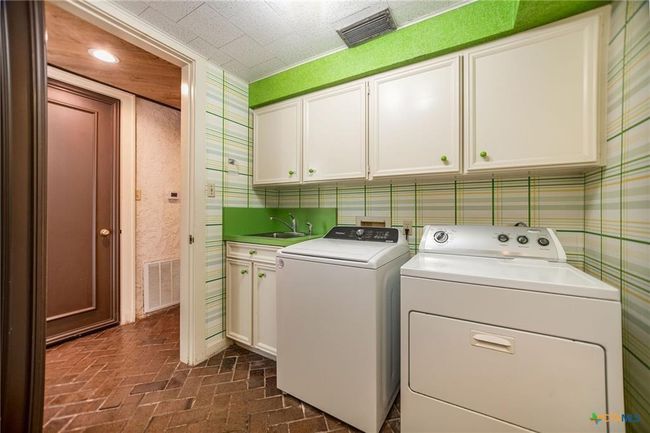 1809 W Harrison Ave, House other with 3 bedrooms, 4 bathrooms and 3 parking in Port O Connor TX | Image 32