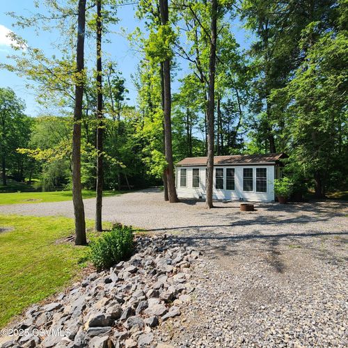 810 Creek Rd, Mount Pleasant Mills, PA, 17853 | Card Image