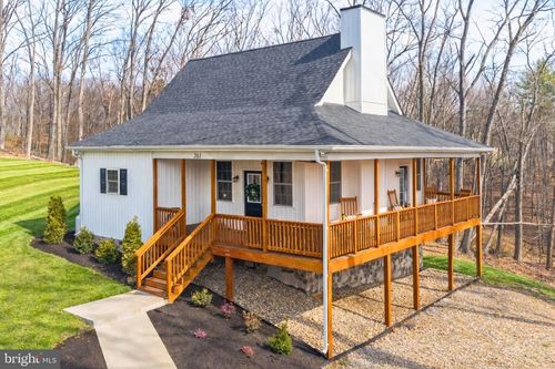 261 Sunset Village Rd, FRONT ROYAL, VA, 22630-8387 | Card Image