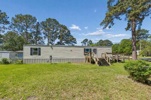 152 E Oak Shadows, Onalaska, TX, 77360-7667 | Card Image