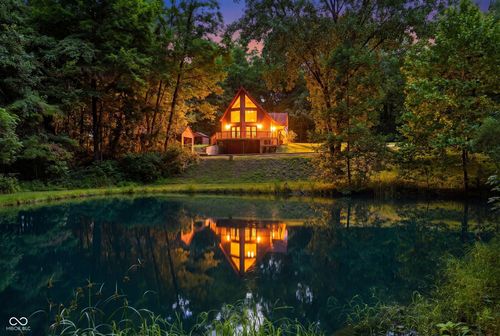 11099 Bushy Rd, Metamora, IN, 47030-9702 | Card Image