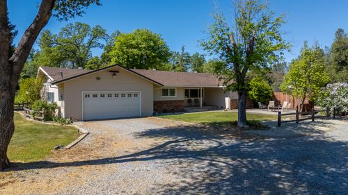21334 Dersch Road, Anderson, CA, 96007 | Card Image