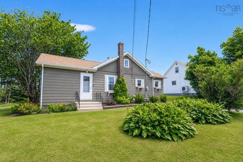 189 Macrae Ave, Sydney, NS, B1S1M4 | Card Image