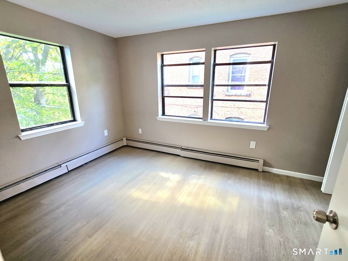 Residential Lease in Hartford 2