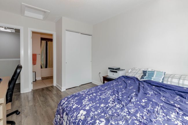 100 - 100 Dufay Rd, Condo with 2 bedrooms, 2 bathrooms and 1 parking in Brampton ON | Image 26