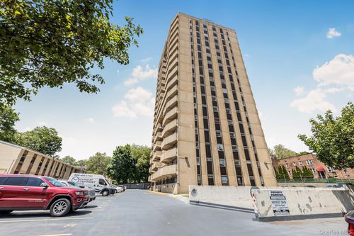 12c-1523 Central Park Ave, Yonkers, NY, 10710-6011 | Card Image
