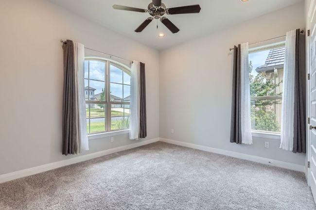 321 Cimarron Hills Trl E, House other with 3 bedrooms, 3 bathrooms and 4 parking in Georgetown TX | Image 28