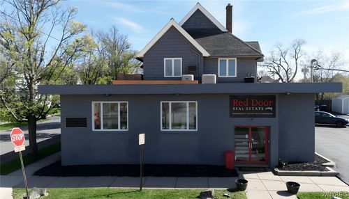 931 Michigan Ave, Niagara Falls, NY, 14305-2607 | Card Image