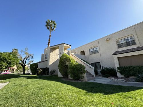 apt-a4-5300 E Waverly Dr, Palm Springs, CA, 92264-6122 | Card Image