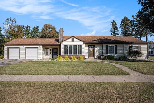 10 Fairfield Dr, Coldwater, MI, 49036-1104 | Card Image