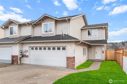 12921 58th Ave Ne, Marysville, WA, 98271-8733 | Card Image