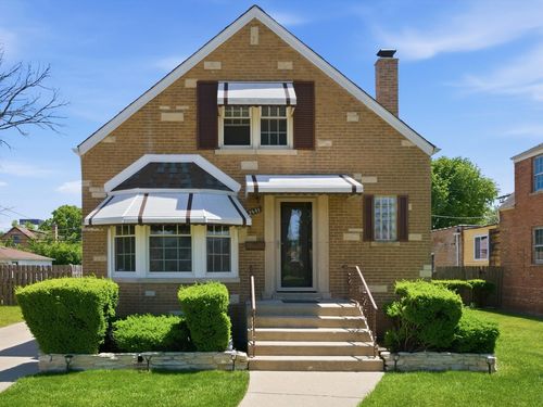 2541 S 14th Ave, Broadview, IL, 60155-4707 | Card Image
