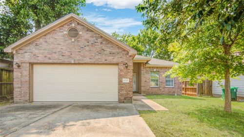 8320 Livingston St, Houston, TX, 77051-1421 | Card Image