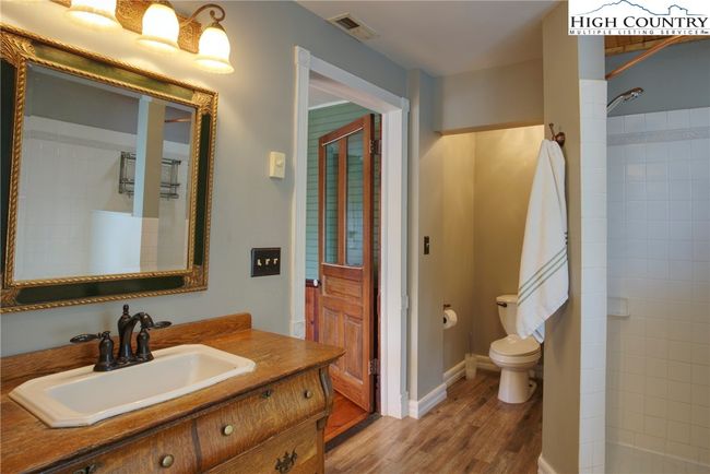 326 Green St, House other with 3 bedrooms, 4 bathrooms and null parking in Blowing Rock NC | Image 27