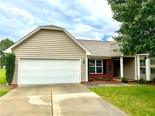 16 Bellinghaus Ln, Greensboro, NC, 27455-2497 | Card Image