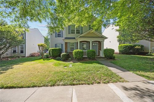 184 Town Park Dr, Bermuda Run, NC, 27006-8605 | Card Image