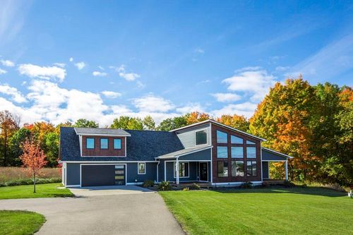 4683 E Water View Dr, Lake Leelanau, MI, 49653-8432 | Card Image
