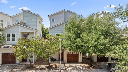 8-2703 Halcyon Dr, Austin, TX, 78702-2902 | Card Image