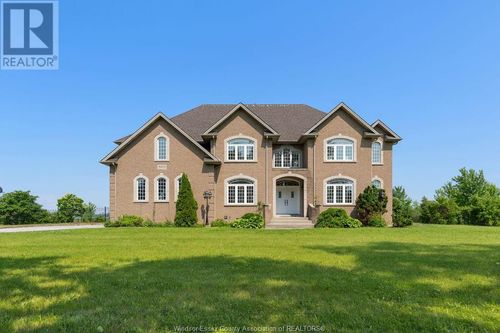 5973 5th Concession N, Amherstburg, ON, N9V2Y9 | Card Image